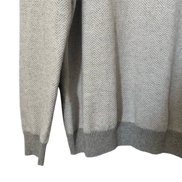 Hawker Rye Men's Grey Herringbone Premium Cotton Cashmere V Neck Sweater Large - Picture 4 of 7